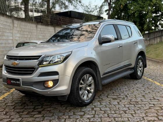 CHEVROLET TRAILBLAZER 2.8 LTZ 4X4 16V TURBO DIESEL 4P AUTOMÁTICO CHEVROLET TRAILBLAZER 2.8 LTZ 4X4 16V TURBO DIESEL 4P AUTOMÁTICO